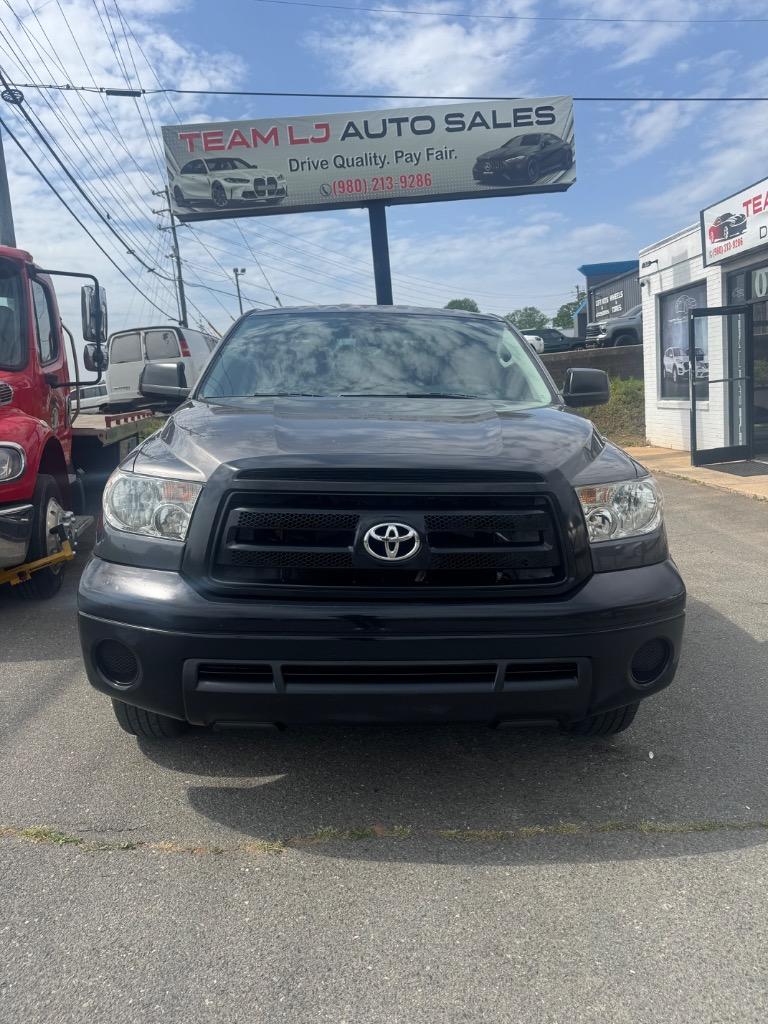 2011 Toyota Tundra's photo