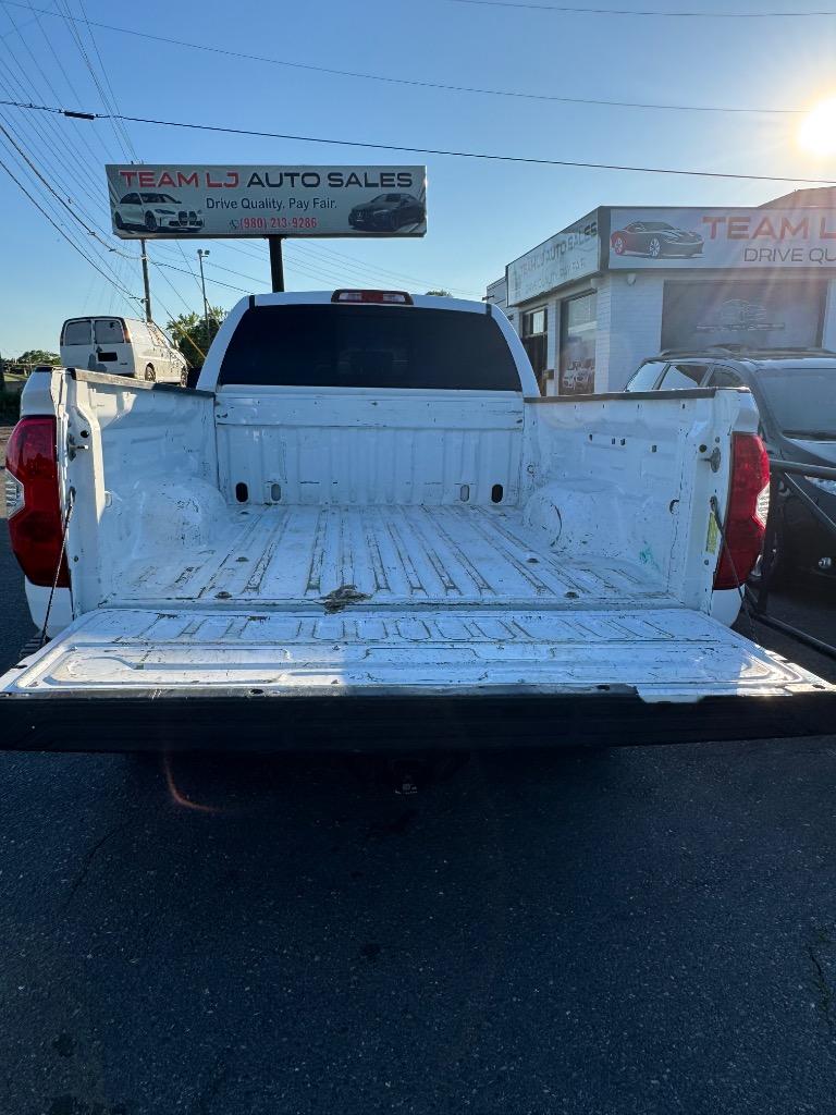 2016 Toyota Tundra SR5 - Photo 21