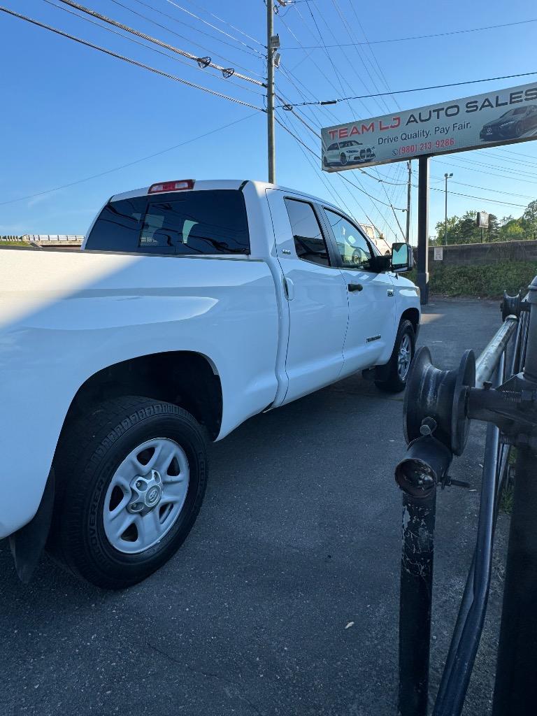 2016 Toyota Tundra SR5 - Photo 25