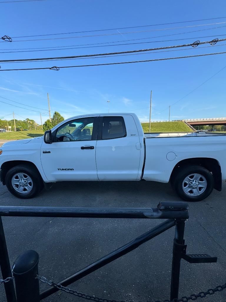 2016 Toyota Tundra SR5 - Photo 7